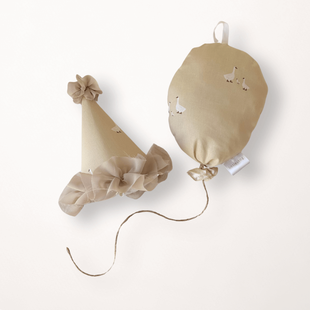 Kleine Freude Set Gänse - Party Hut & Ballon